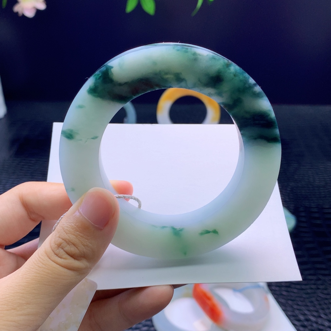 未镶嵌手镯定制翡翠