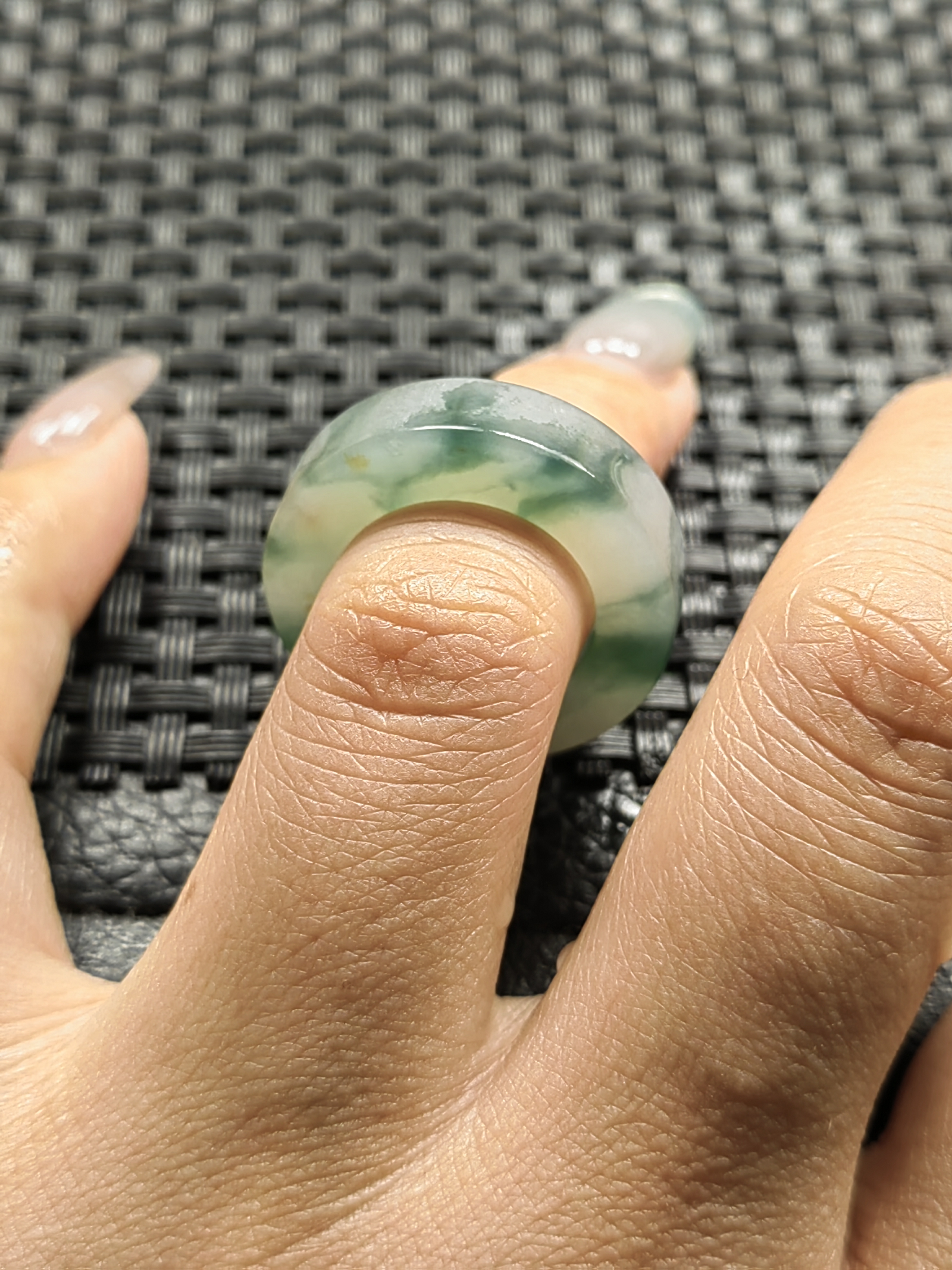 天然缅甸A货翡翠飘花戒圈，12到15的圈