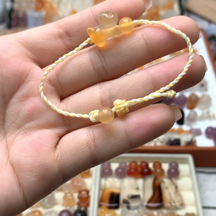 玛瑙/玉髓未镶嵌玛瑙溜达狗