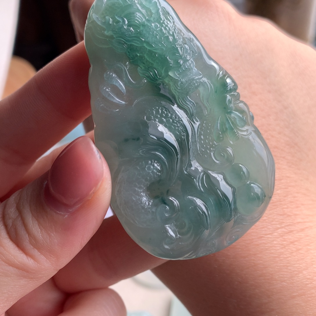 翡翠未镶嵌吊坠(赠链)翡翠