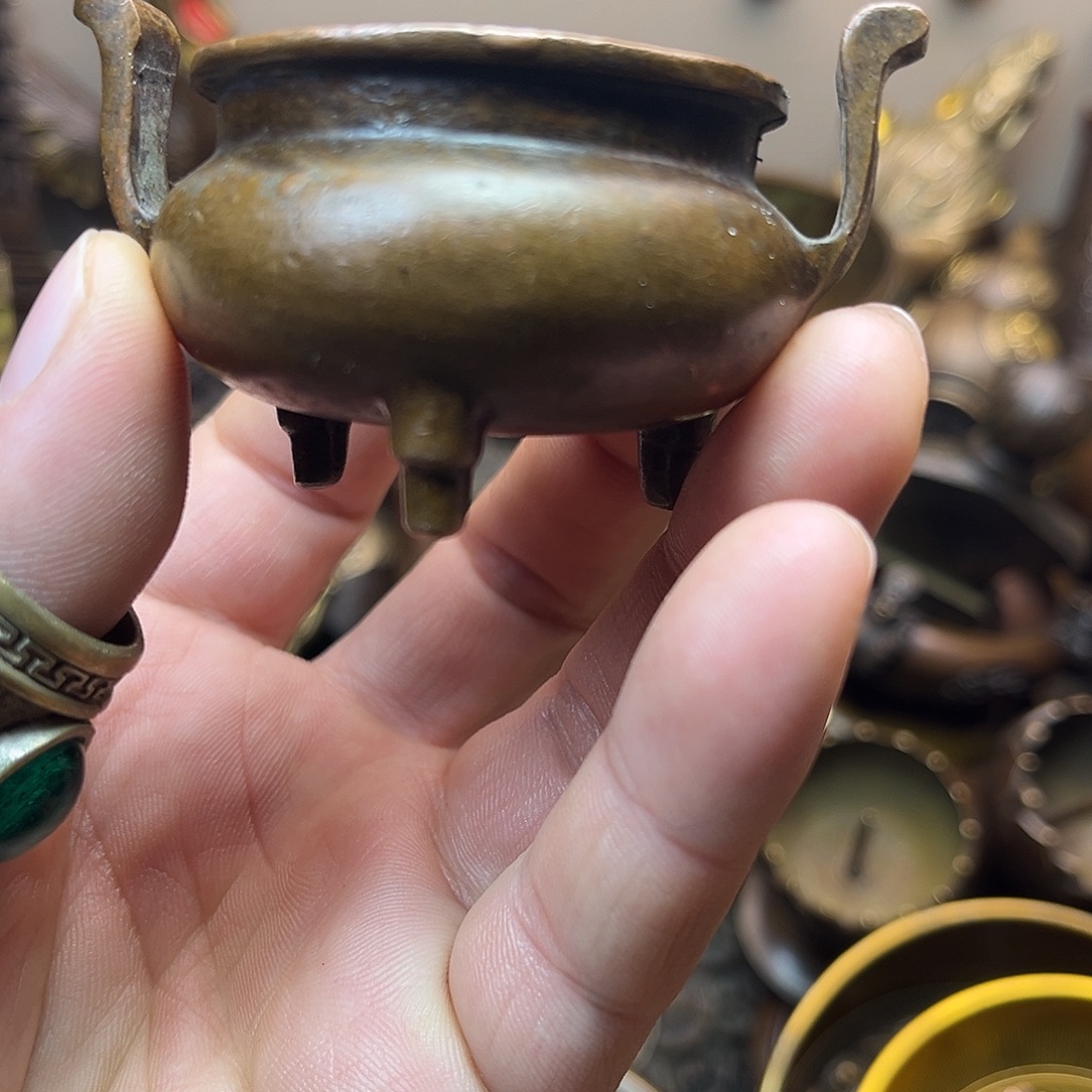 精美铜器工艺品等