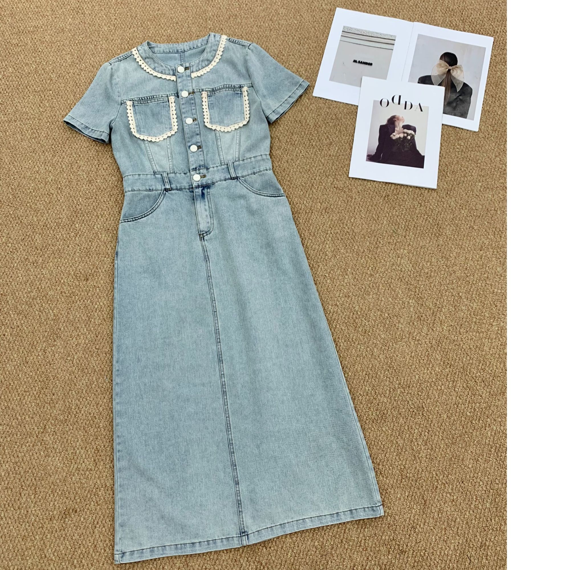 A9031浅蓝花边口袋排扣收腰显瘦牛仔连衣裙