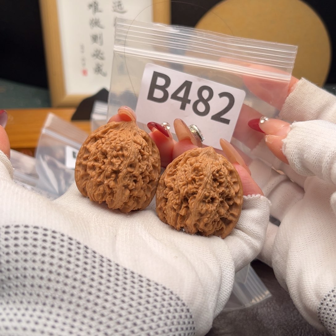 文玩核桃把件36星b 482