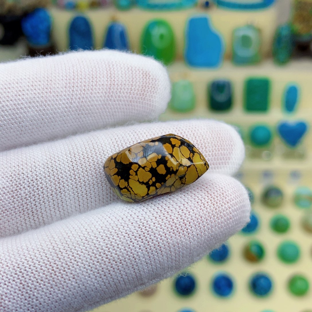 绿松石绿松石未镶嵌