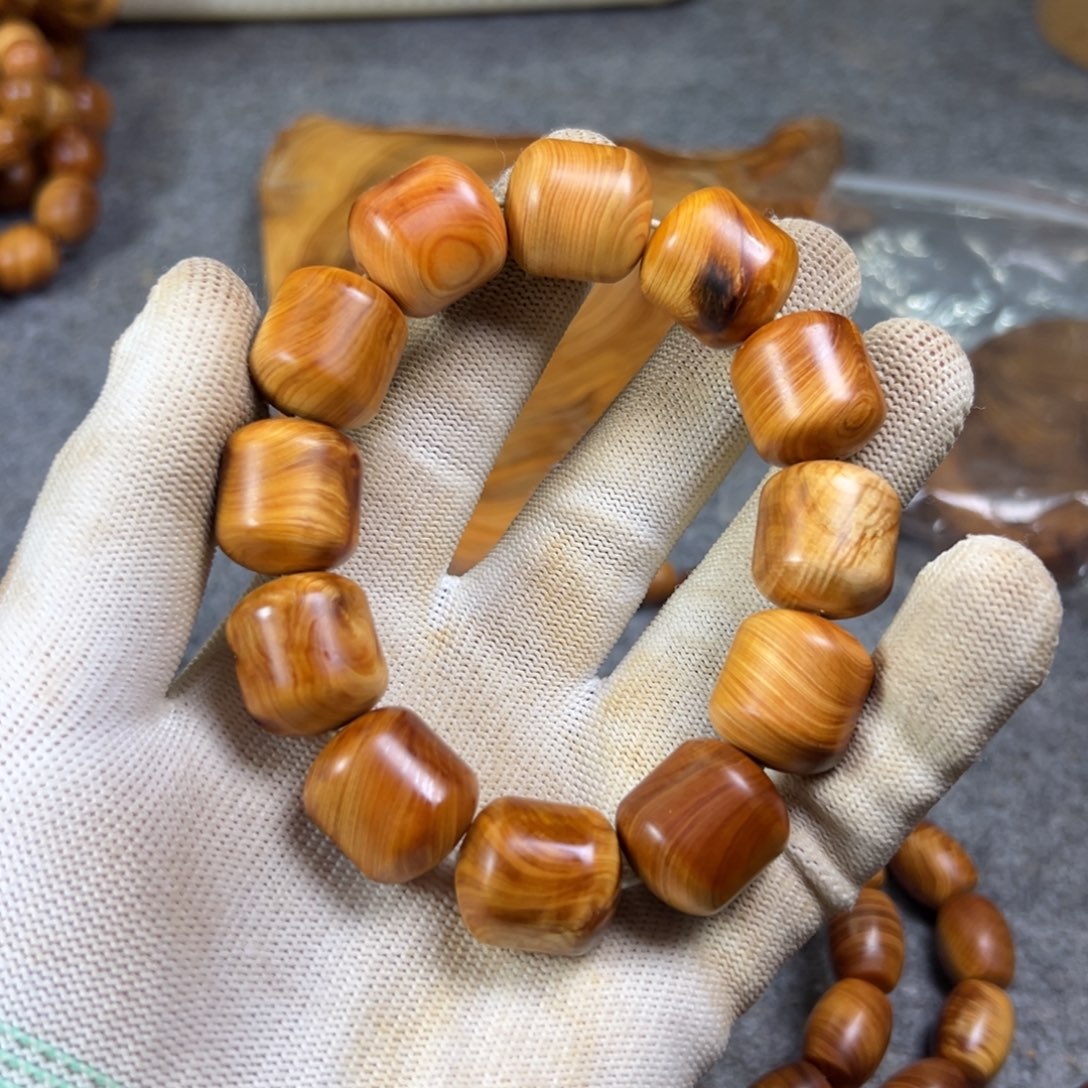 *****柏木（崖柏）太行瑕疵福利