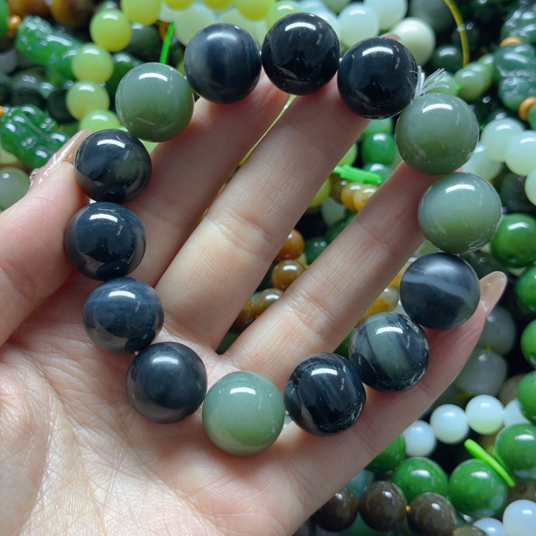 和田玉手串未镶嵌