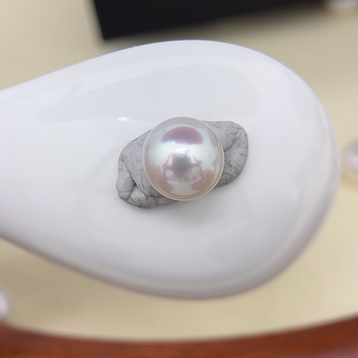 未镶嵌颈饰海水珍珠11-12mm 澳白 宝石光H9