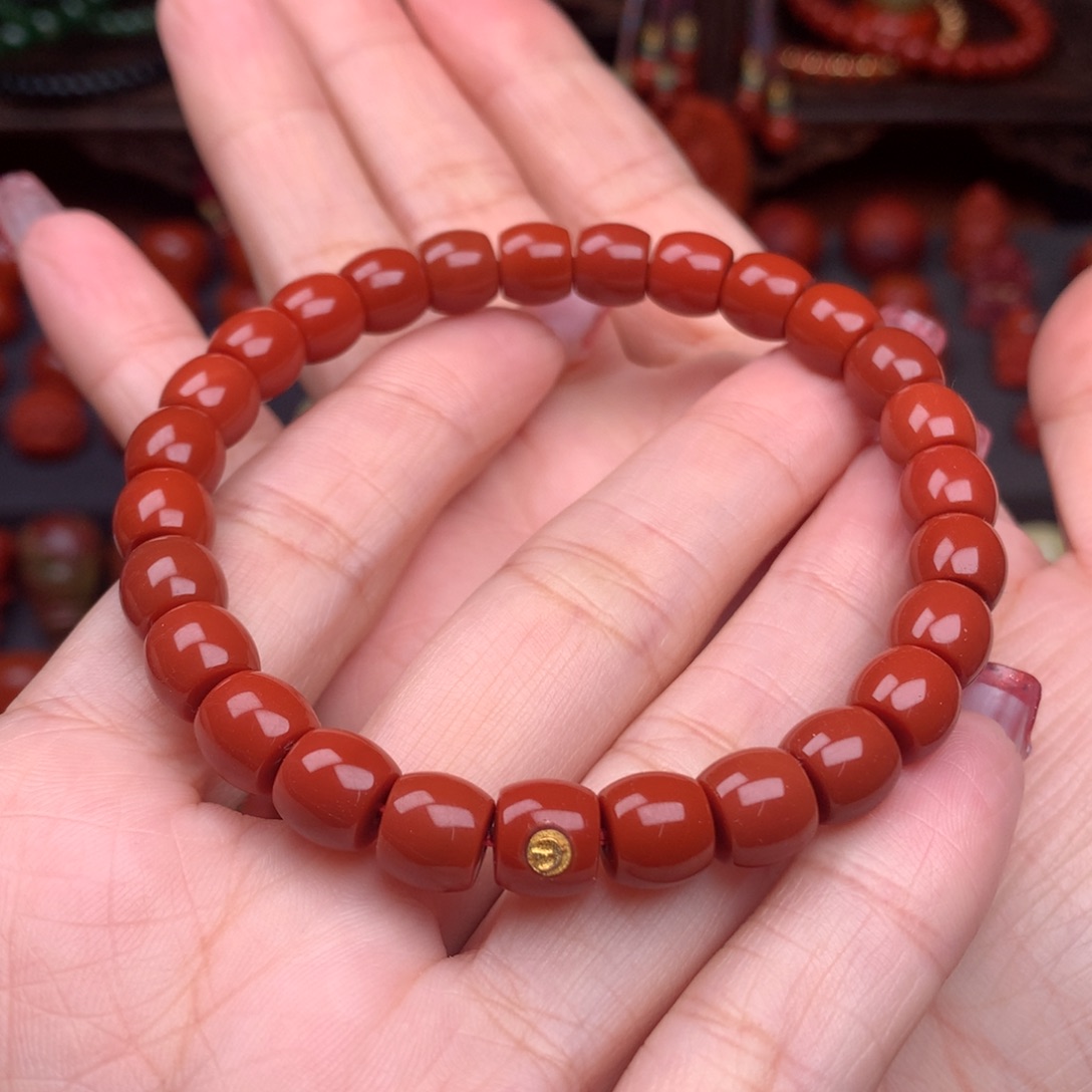 南红玛瑙精工直切手串未镶嵌7.7