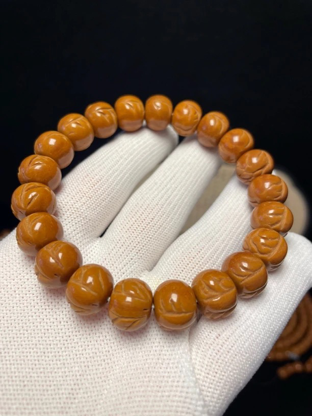 12➕尺寸苹果珠手串