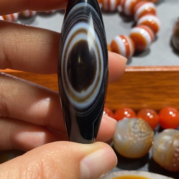 望***亮玛瑙/玉髓未镶嵌颈饰