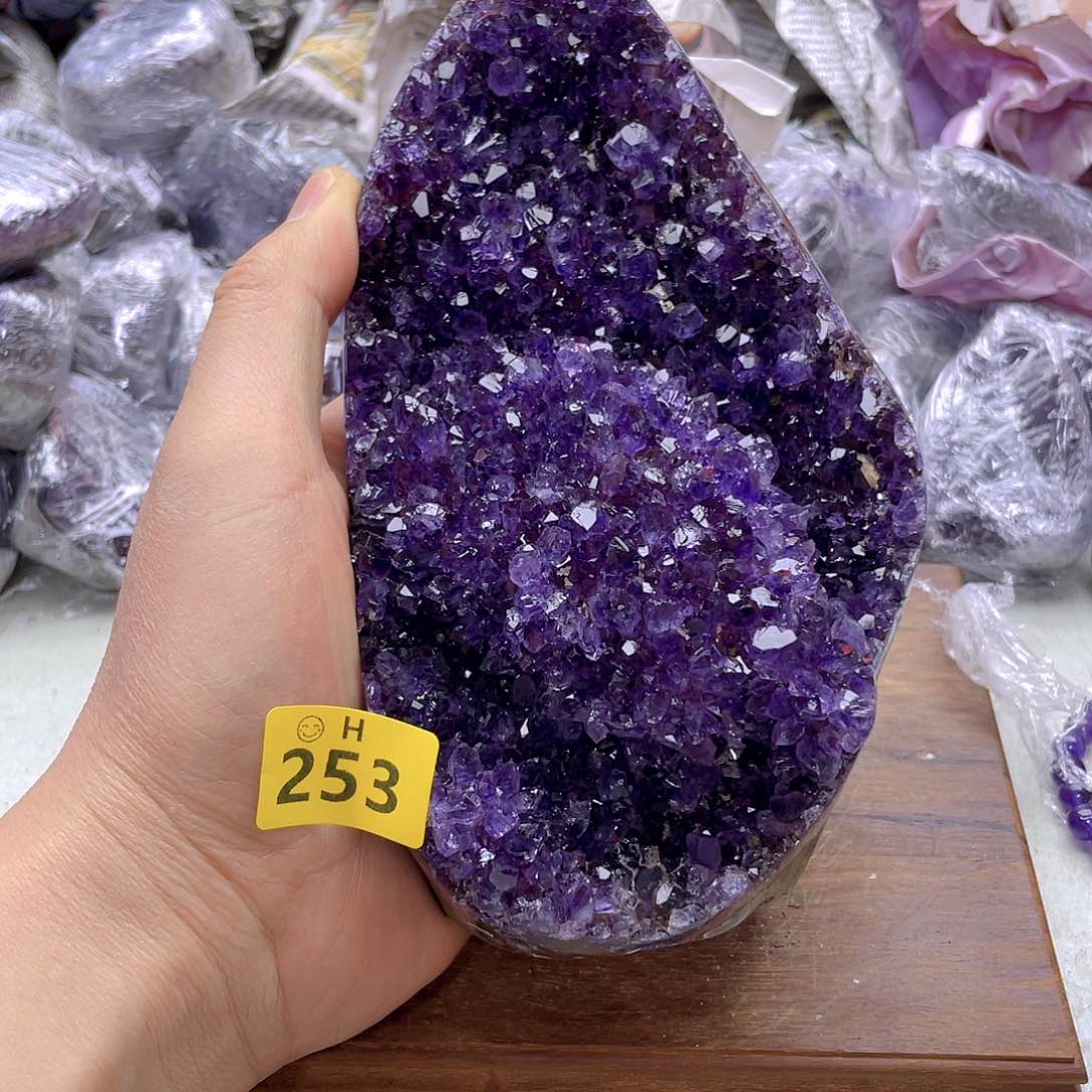 紫晶大型摆件（非配饰）未镶嵌