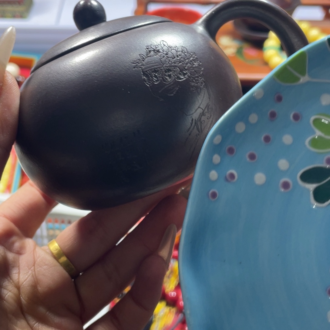 紫砂漏了几个月的水  