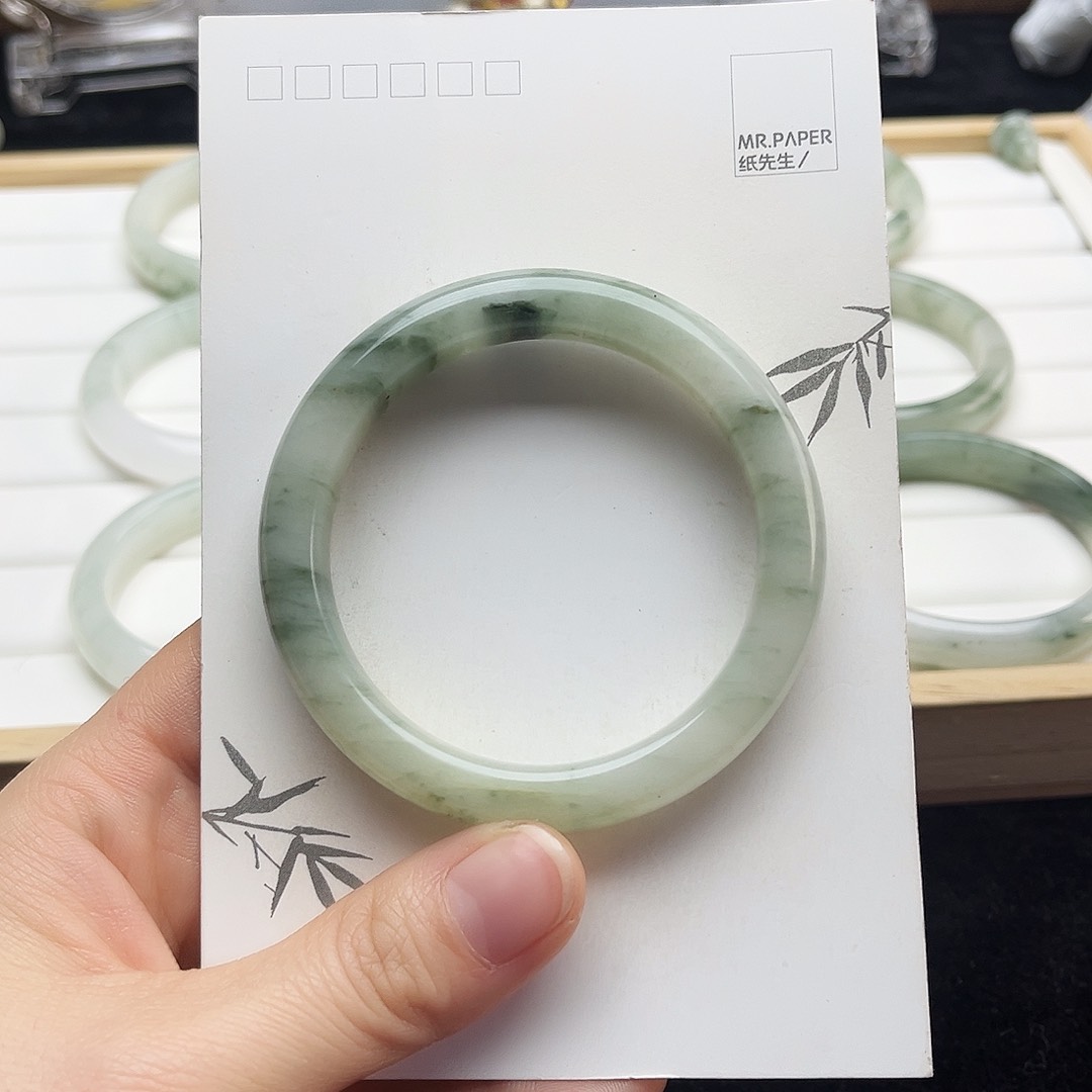 未镶嵌手镯石英质玉5