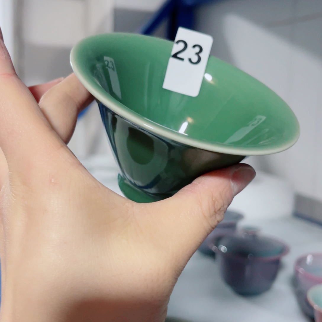 碗哈哈哈哈哈给哈哈哈哈哈