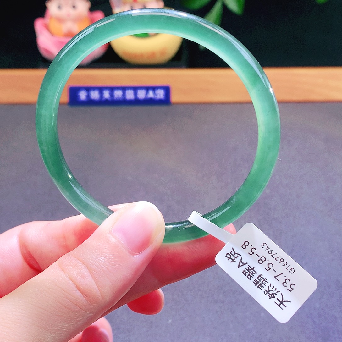 翡翠未镶嵌手镯天然翡翠