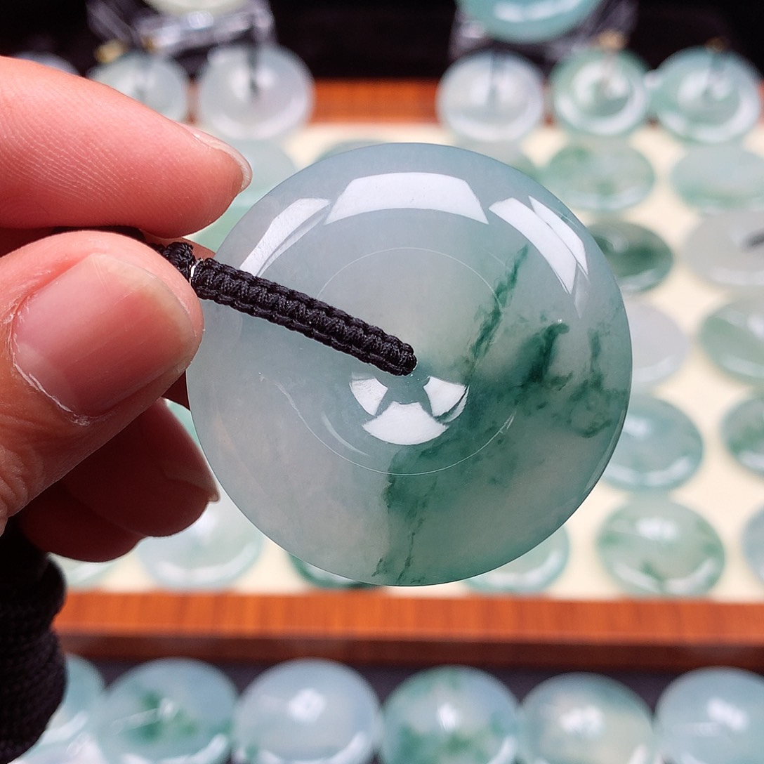 颈饰未镶嵌翡翠蒙*?41.7-8.3mm