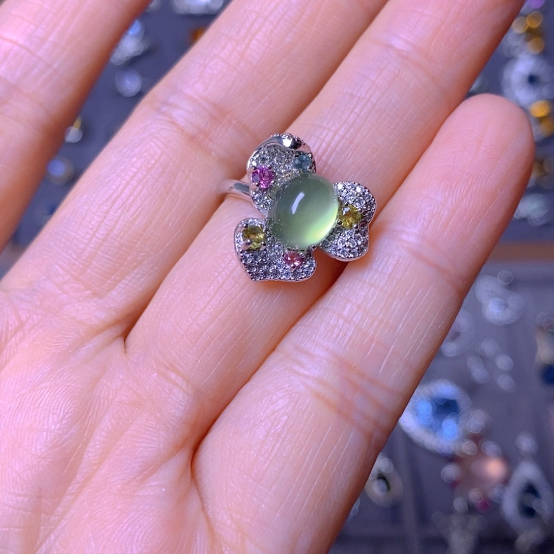 素***时葡萄石银S925镶嵌戒指