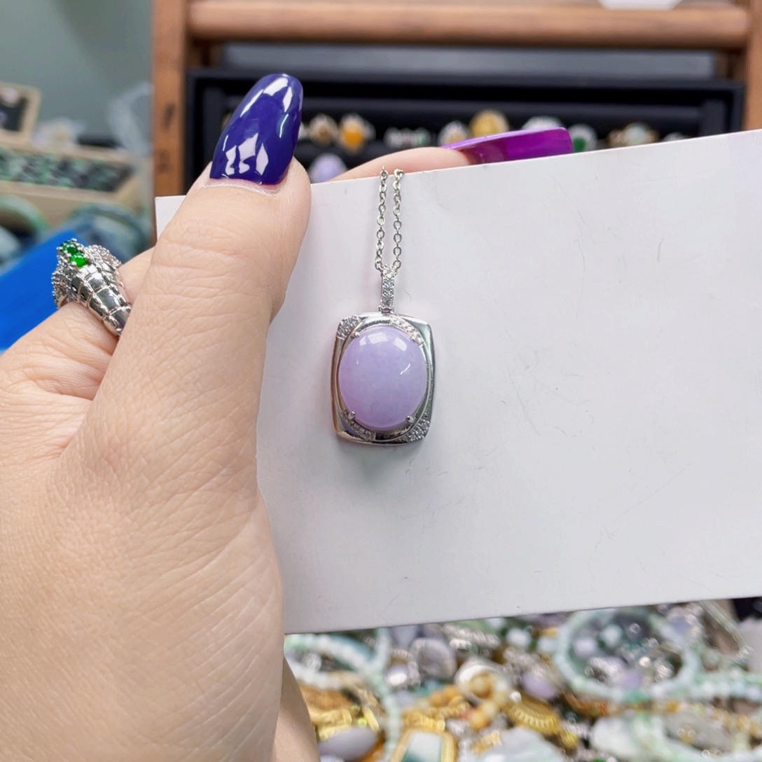 翡翠手镯未镶嵌天然翡翠Ａ货