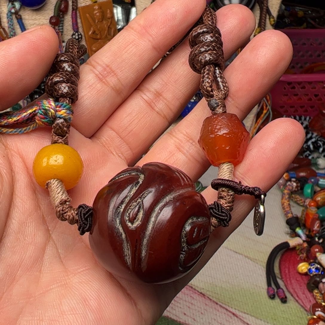 玛瑙/玉髓颈饰未镶嵌