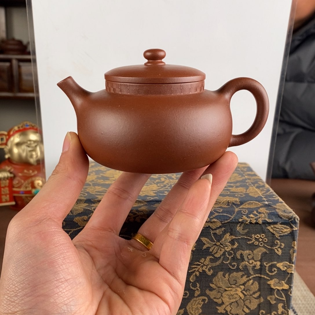 紫砂茶壶宜兴紫砂工艺美术精品