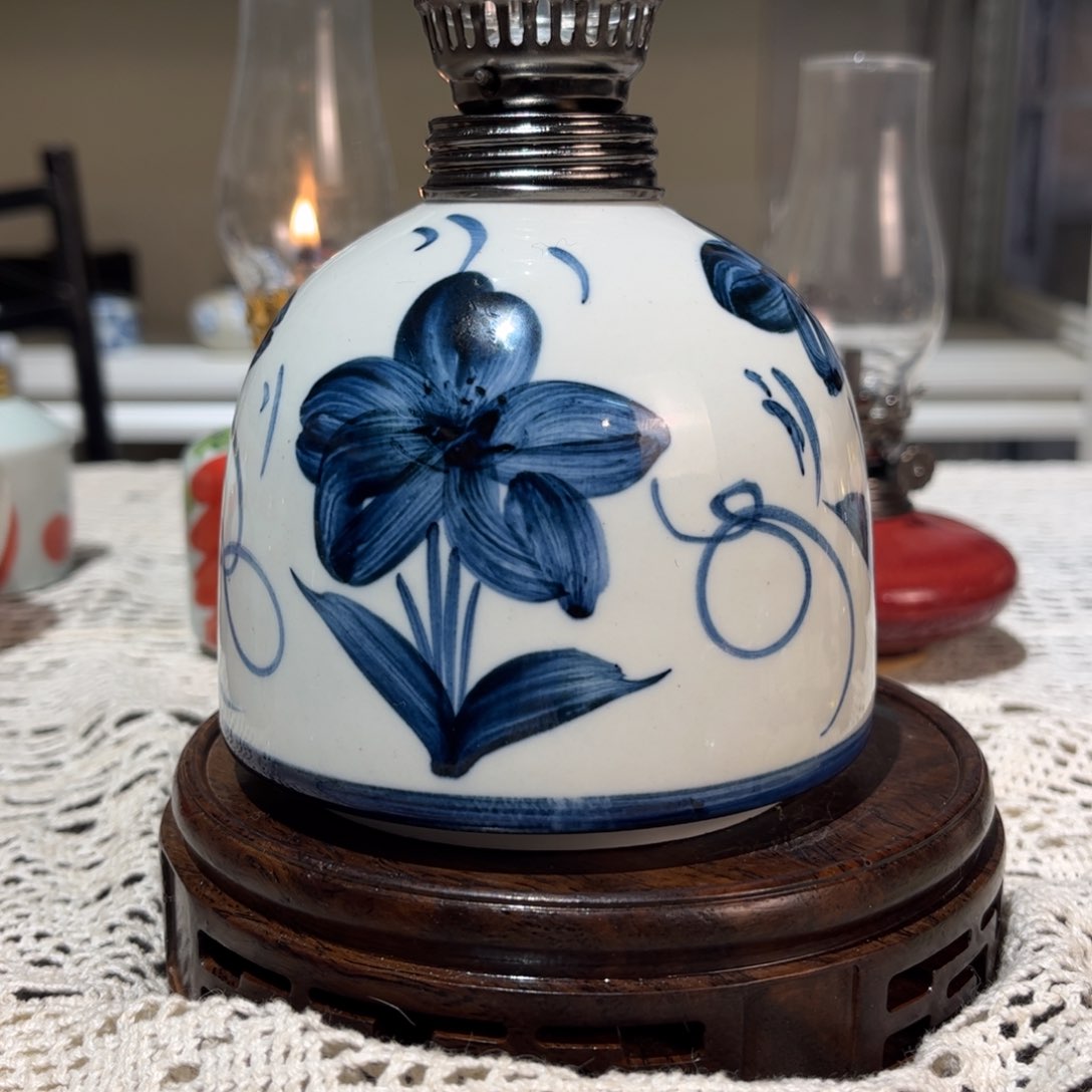 摆件景德镇陶瓷香薰灯