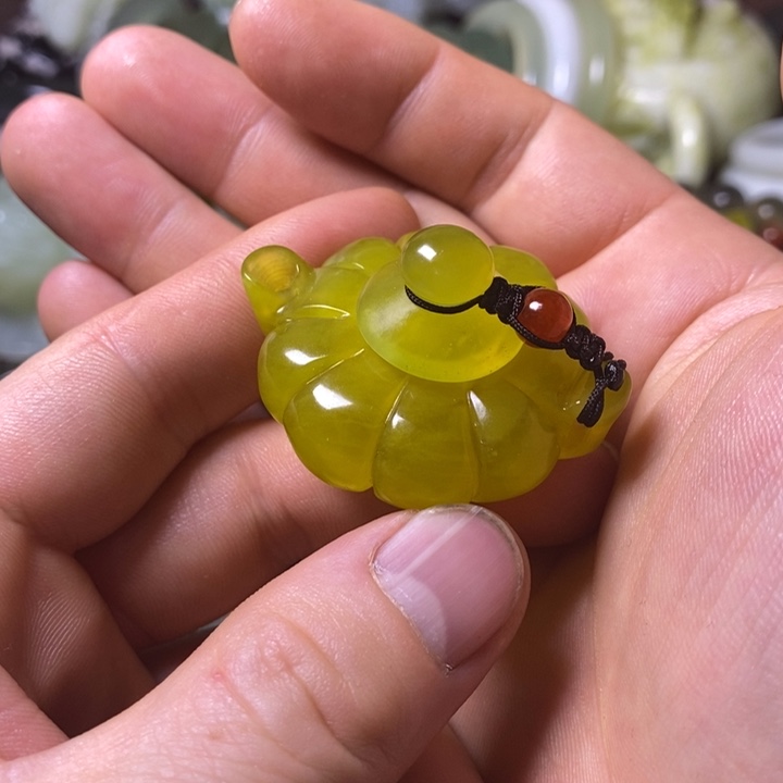 岫玉岫玉颈饰未镶嵌