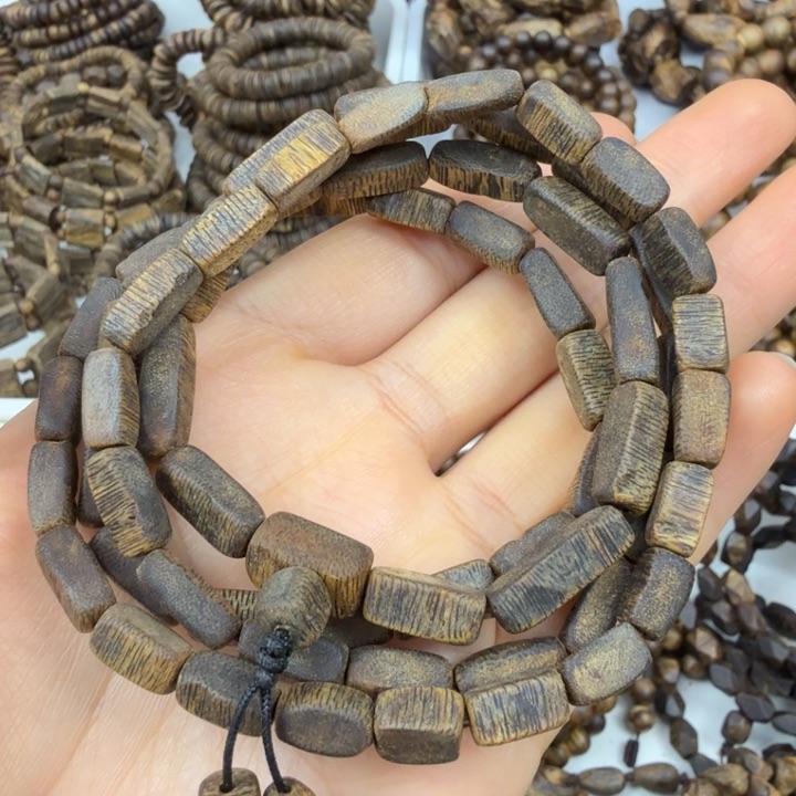 沉香手串老白棋随型方糖沉水多圈 21