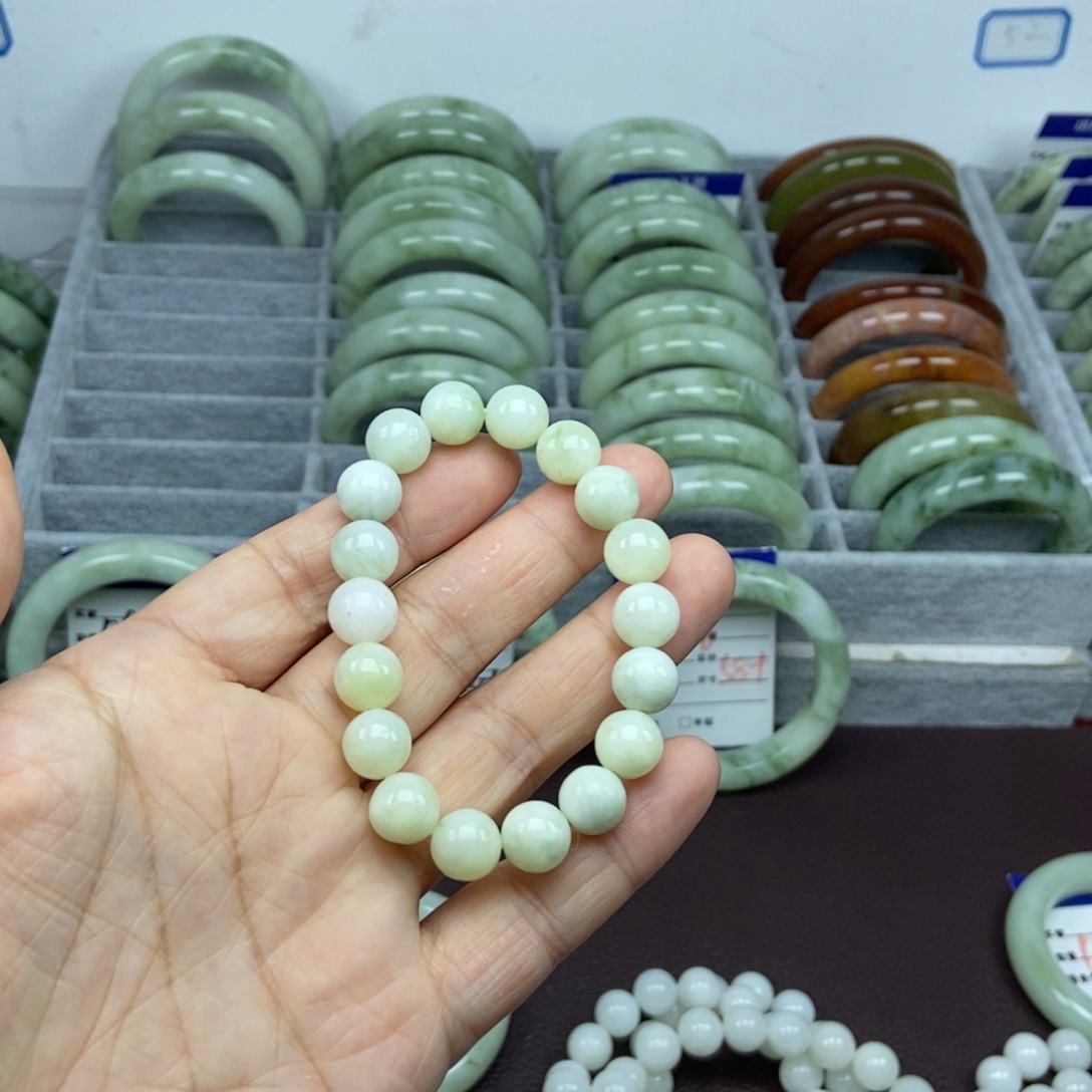 未镶嵌蛇纹石玉手镯