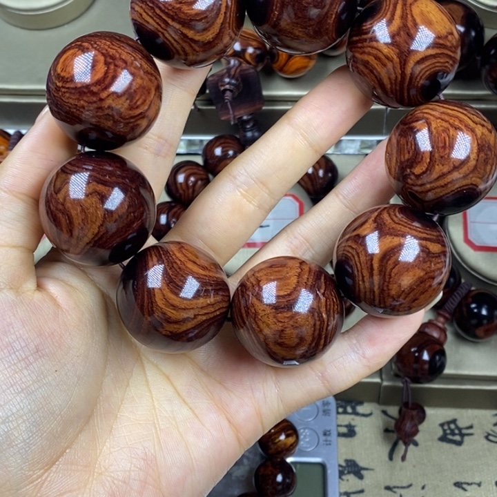 阿***国黄花梨/降香黄檀3.0