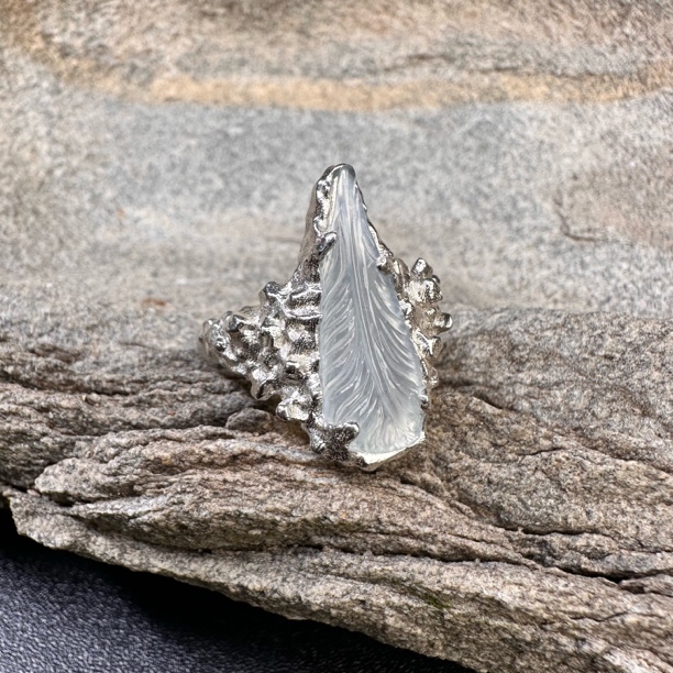 “飞”Flight 高冰羽毛戒指 天然缅甸翡翠 贡山商店