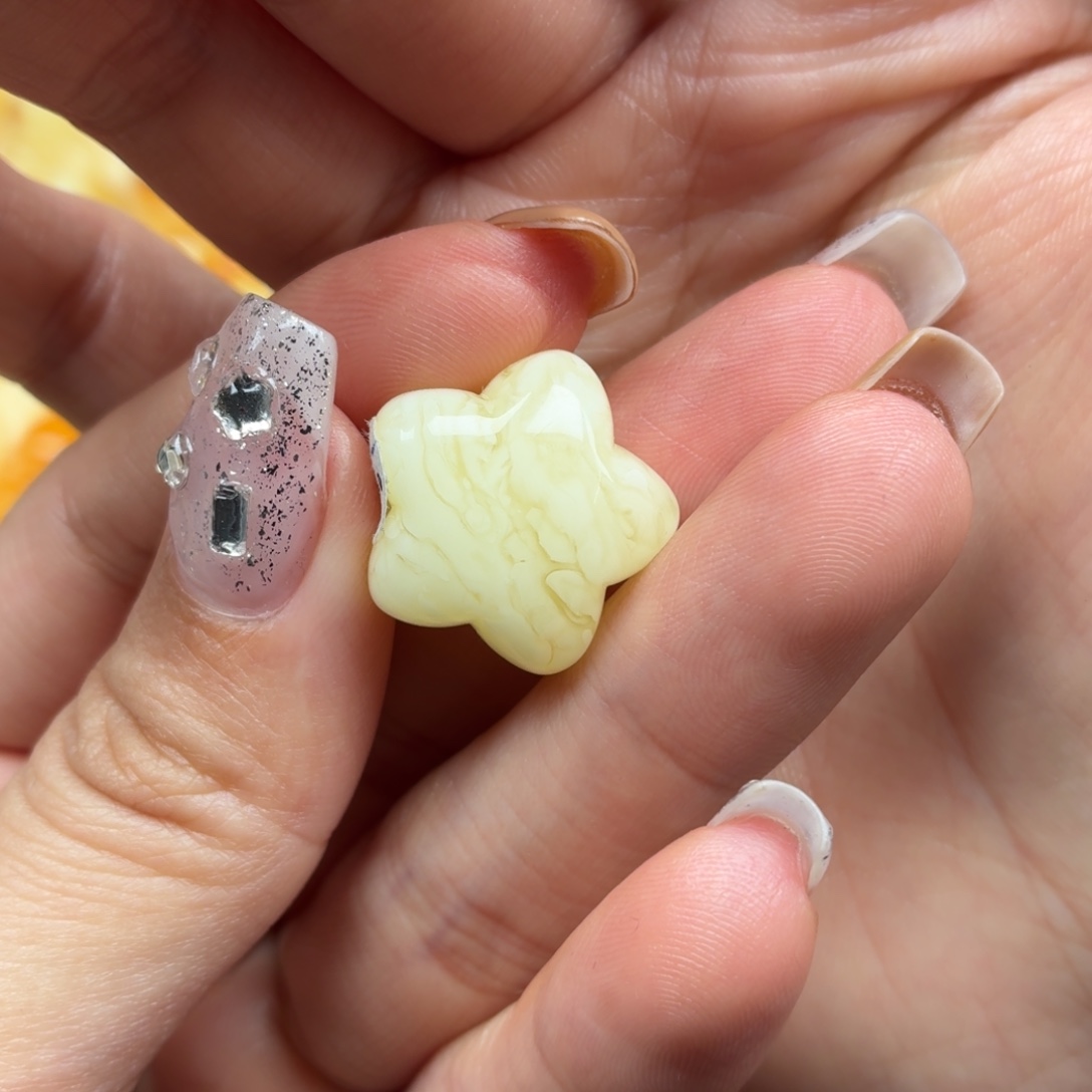 蜜蜡未镶嵌裸石蜜蜡