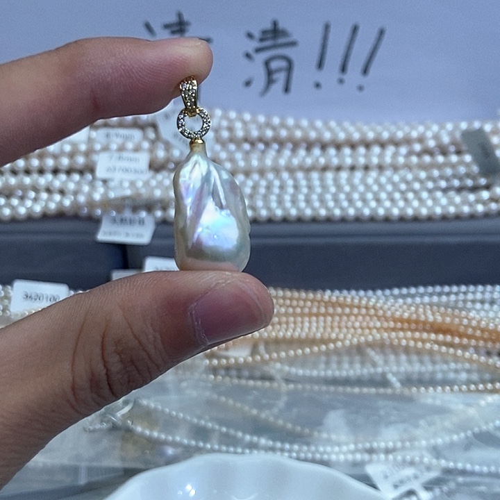 颈饰未镶嵌淡水珍珠