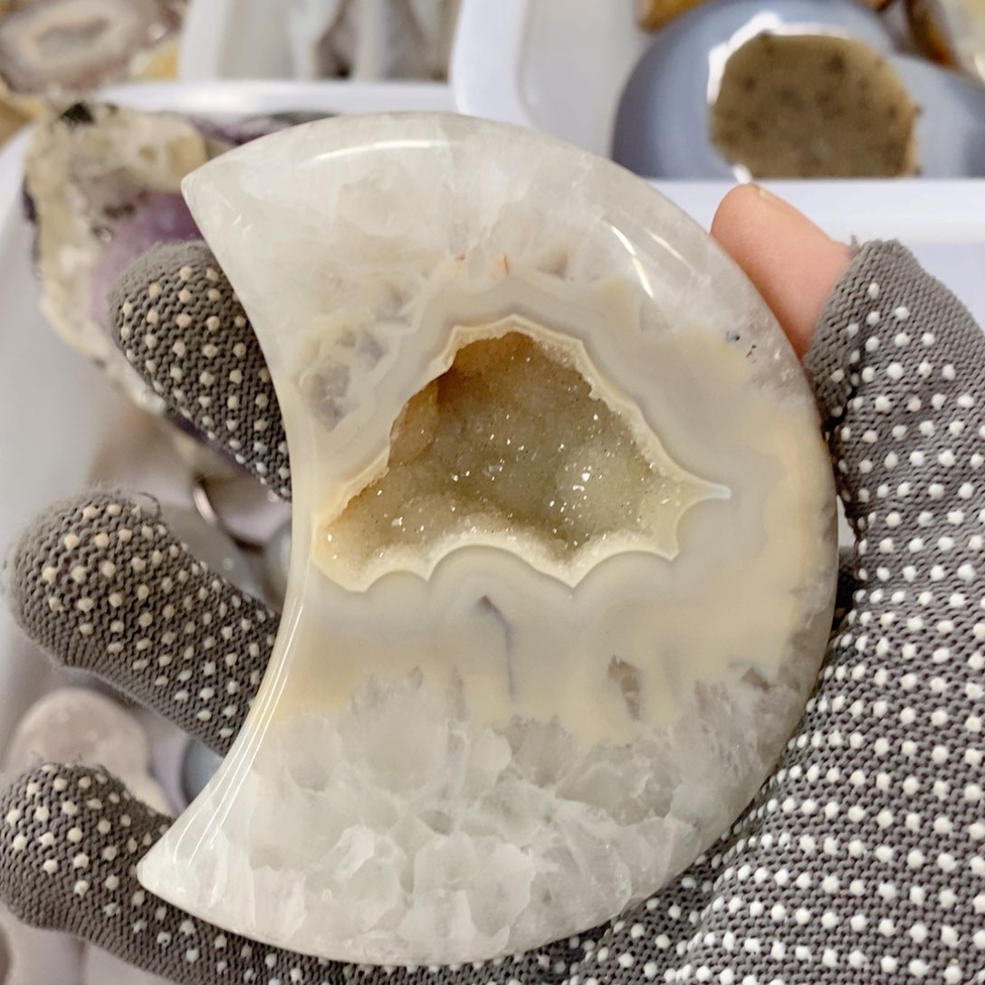 天然水晶摆件未镶嵌水晶