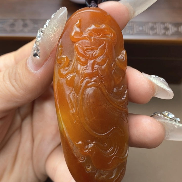 和田玉把件未镶嵌金**！G