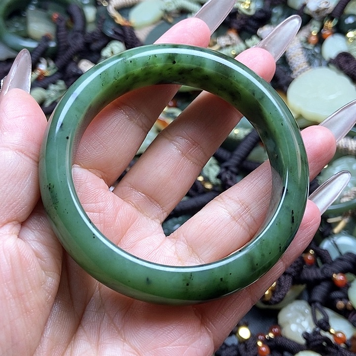 和田玉颈饰未镶嵌55