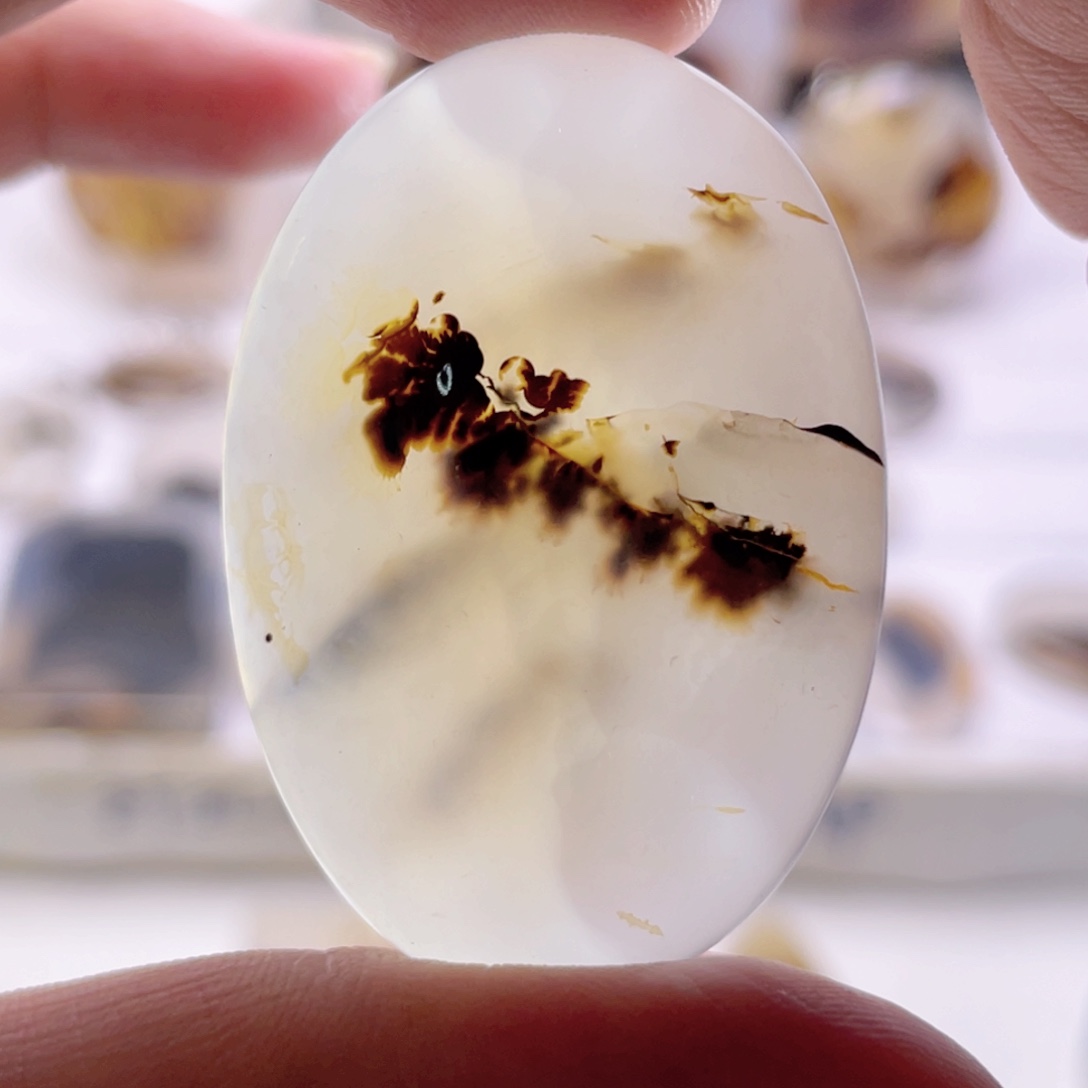 玛瑙/玉髓未镶嵌珠宝奇石