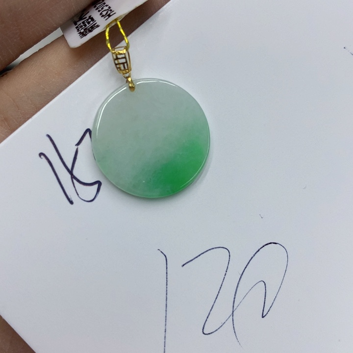 翡翠颈饰18K金镶嵌翡翠