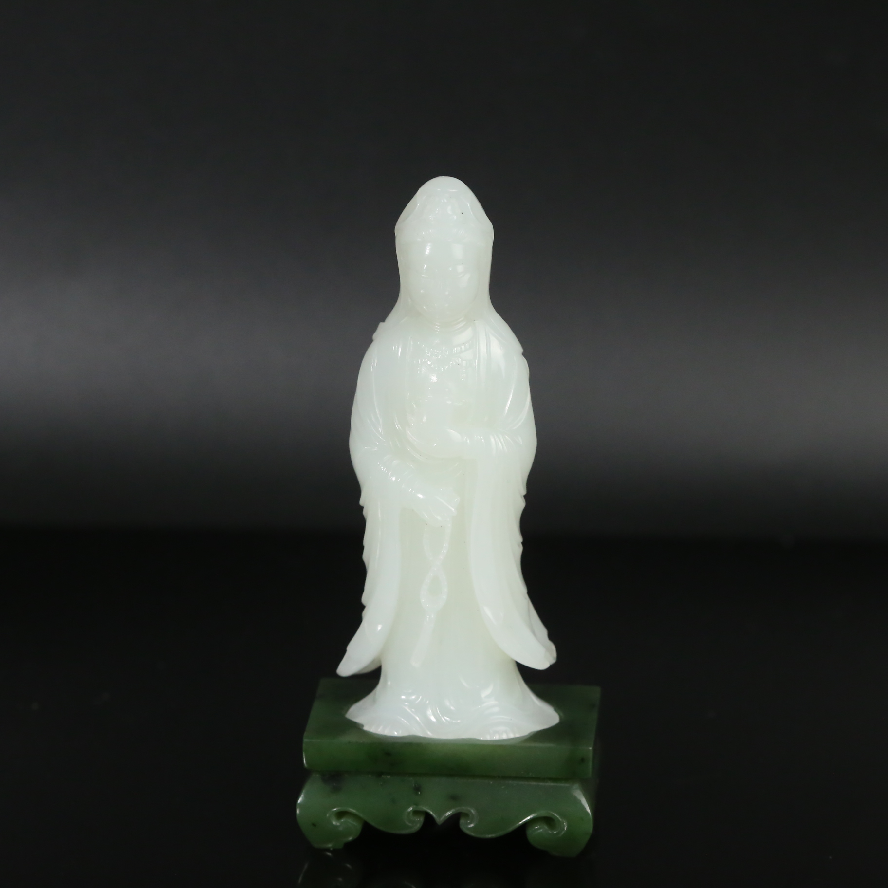 二十世纪和田玉观音摆件ACZL2511263003