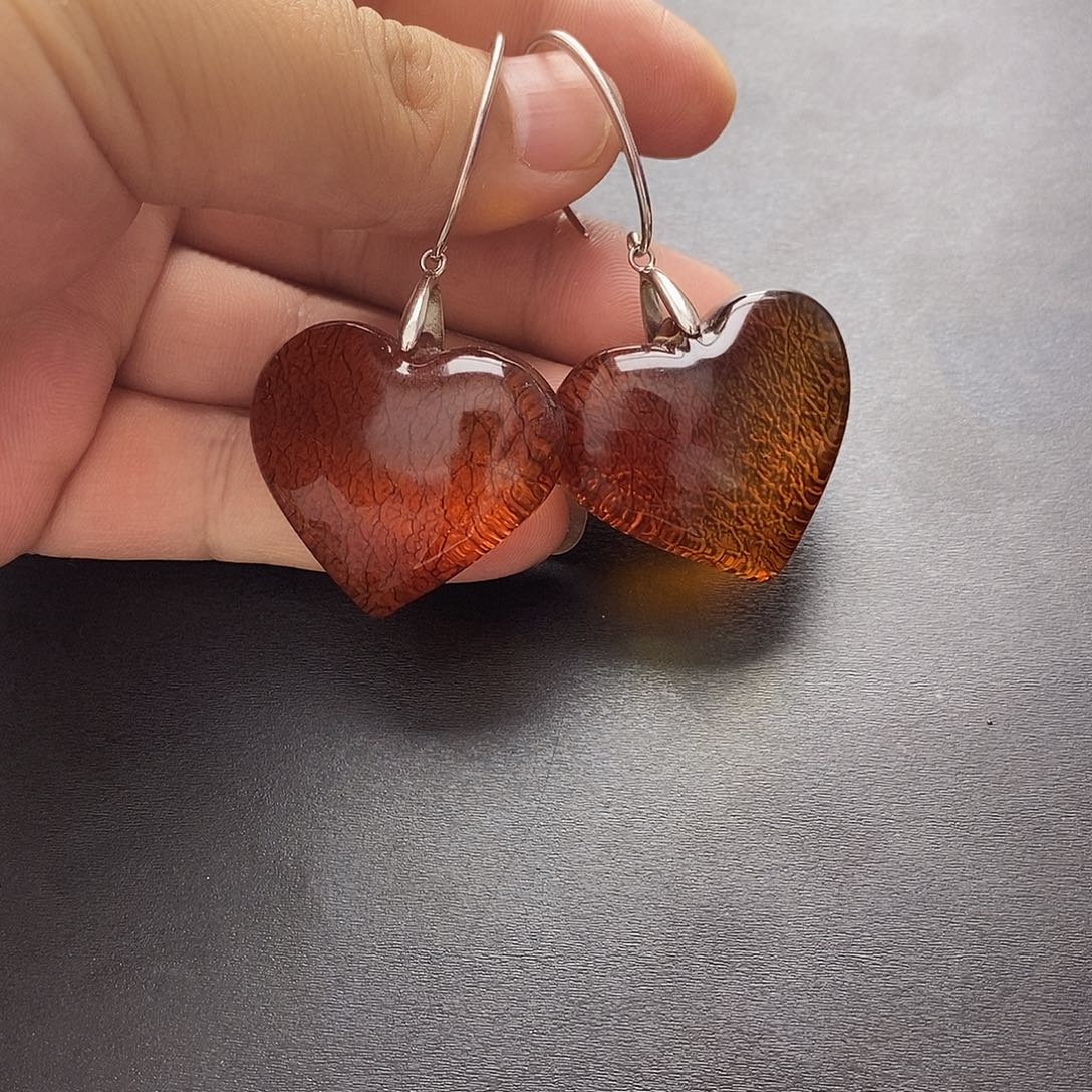 琥珀未镶嵌裸石耳坠