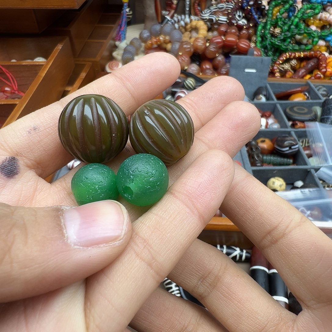 玛瑙/玉髓未镶嵌珠宝半成品