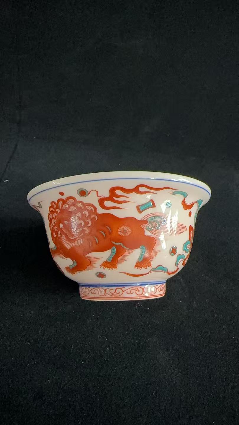 B312景德镇制陶瓷主人杯一件