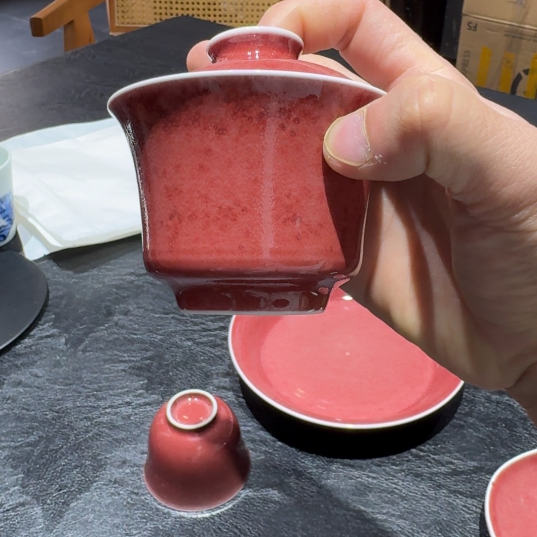 聚***团景德镇陶瓷。          