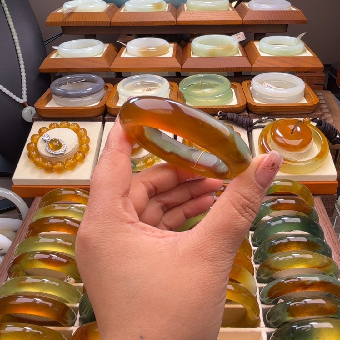 蛇纹石玉未镶嵌55-56