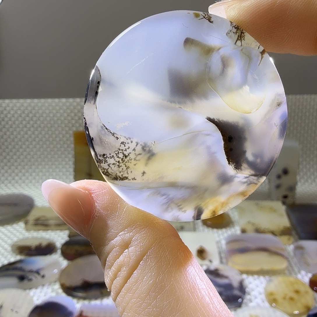 玛瑙/玉髓未镶嵌吊坠(不含链)79