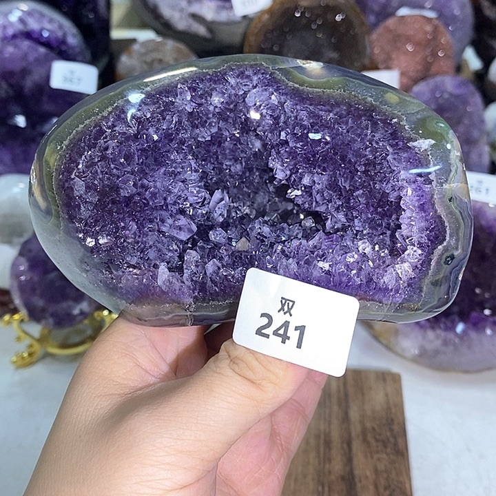 未镶嵌水晶大型摆件（非配饰）