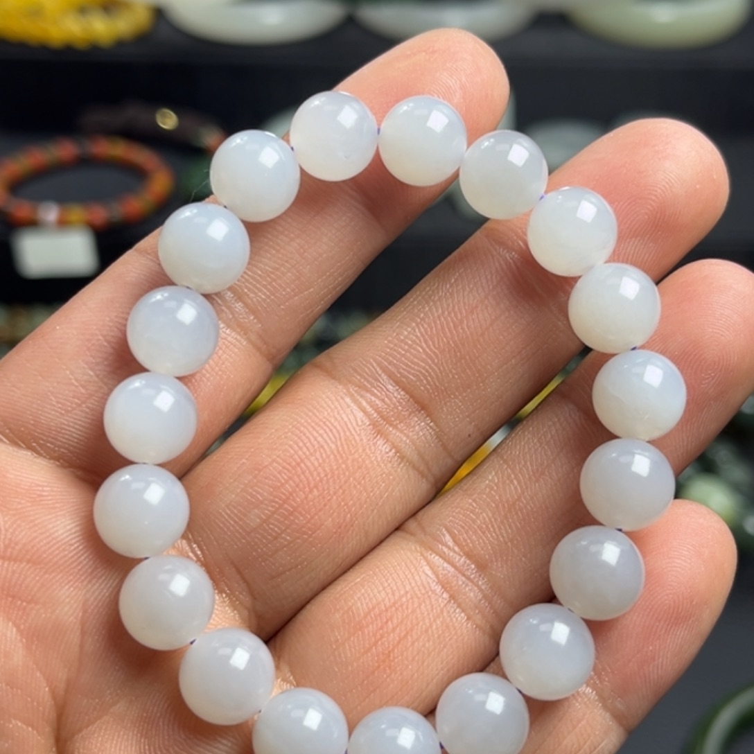 未镶嵌和田玉手链