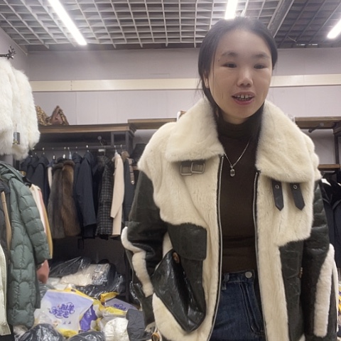 好看好看衣服好看一点