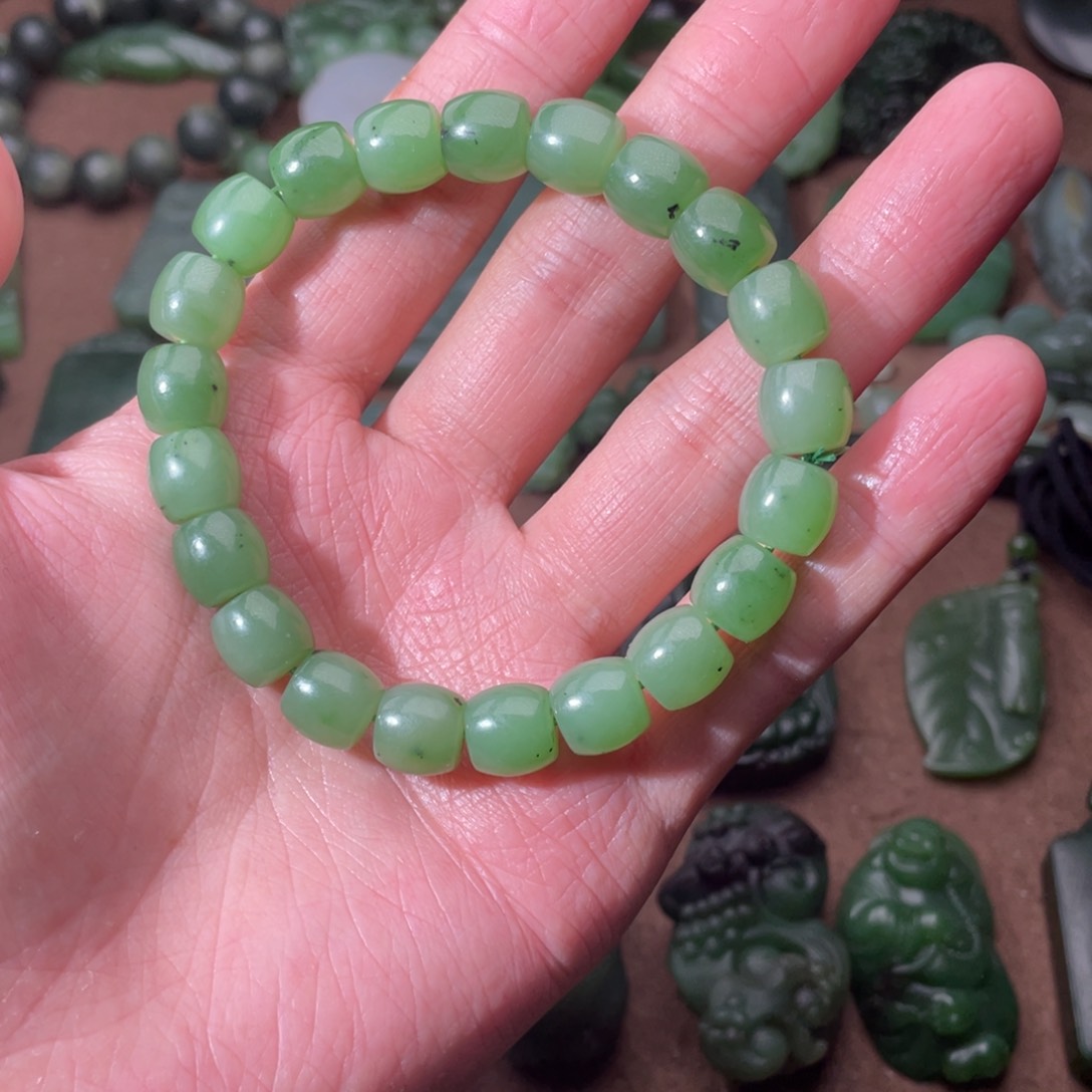 和田玉（碧玉）未镶嵌颈饰