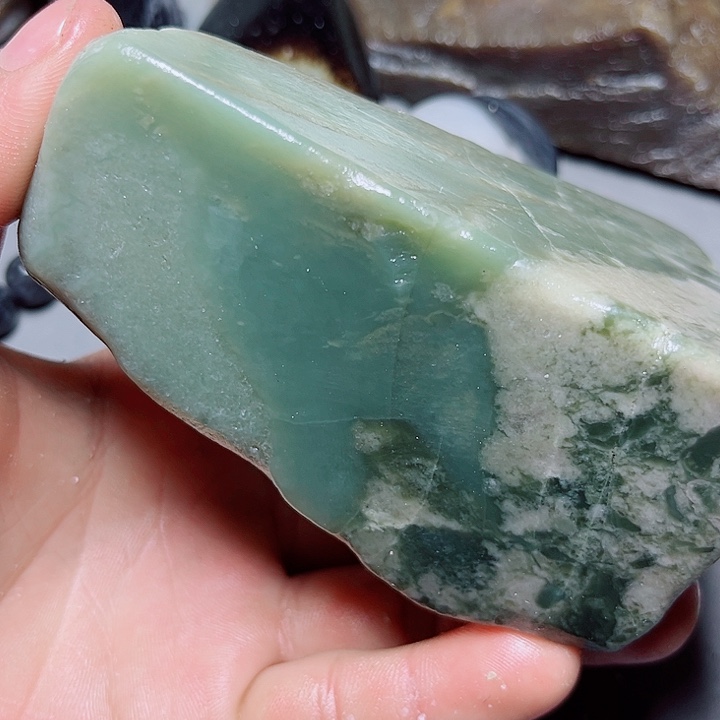 和田玉未镶嵌珠宝奇石