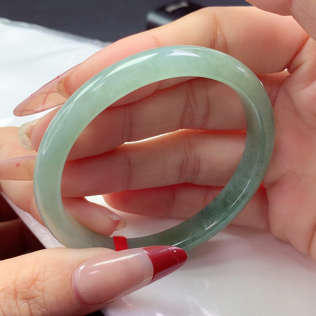 【闪购商品】翡翠手镯未镶嵌a 1101005贵妃